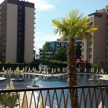Royal Beach Apartment